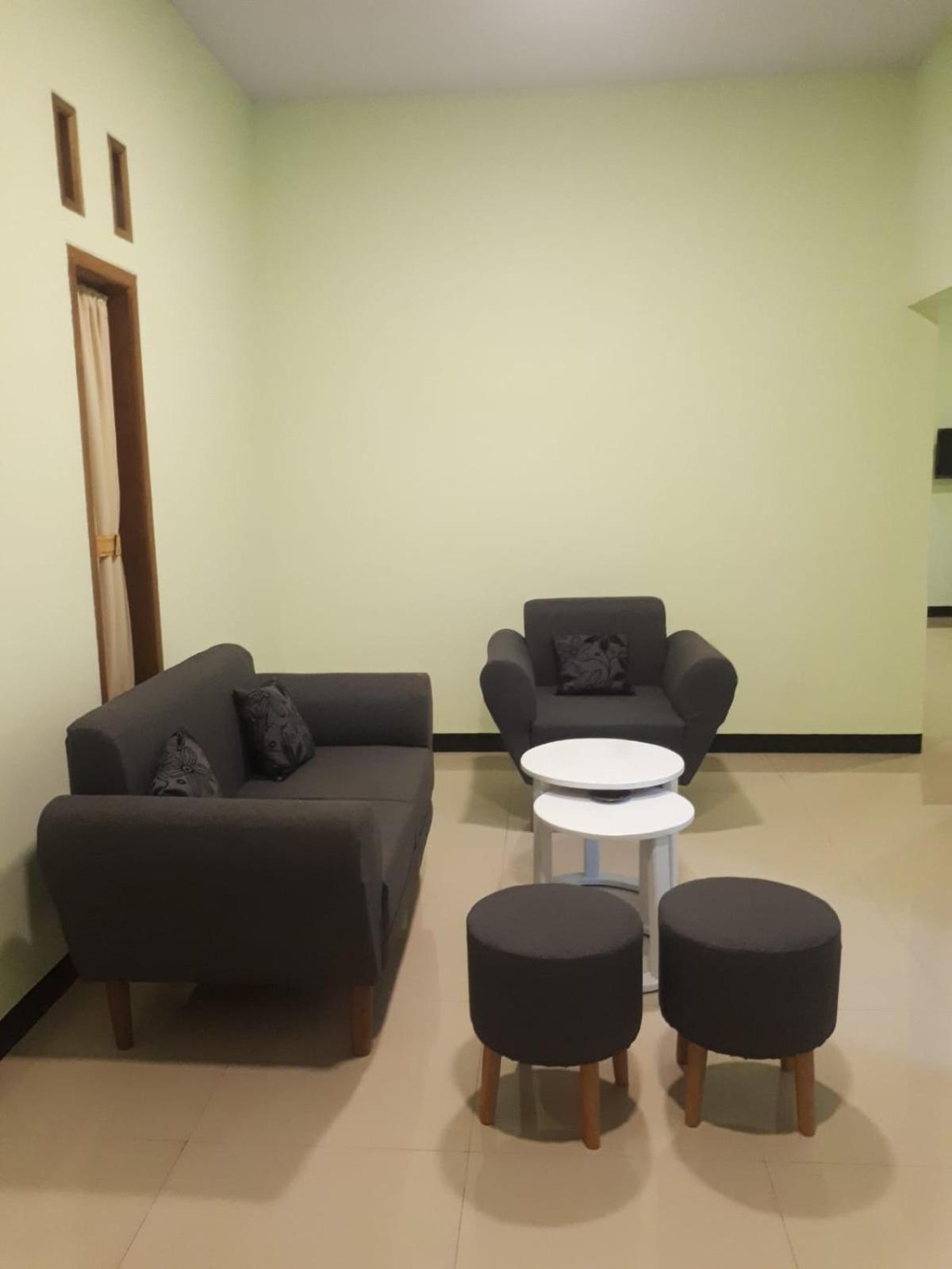 Dhea Homestay Bromo Проболинго Екстериор снимка
